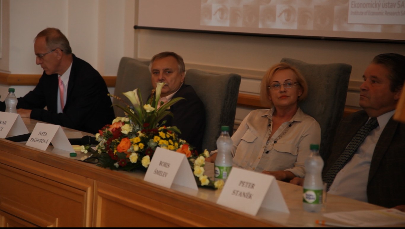 (zľava) prof. Volner, prof. Krejčí, doc. Pauhofová, prof. Šmelev